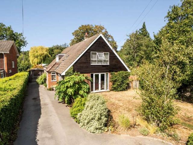 House for sale in Shalford, Westborough