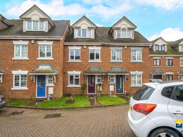 House for sale in Bellfields, Westborough