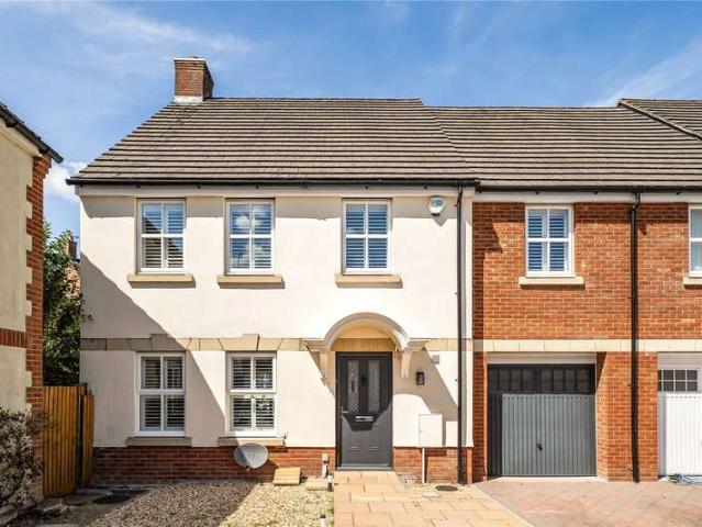 House for sale in Preston Plucknett, Yeovil