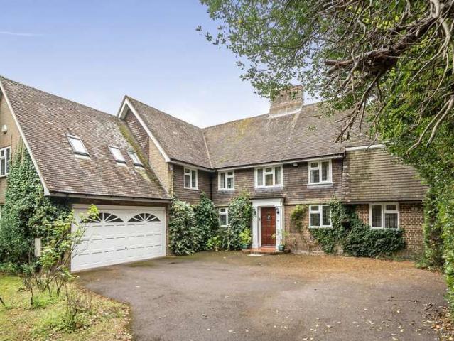 House for sale in Daws Hill, Cressex