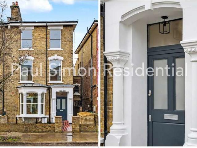 House for sale in Brownswood Park, Stoke Newington