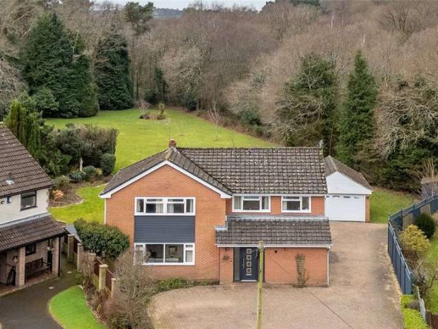 House for sale in Oakley, Merley
