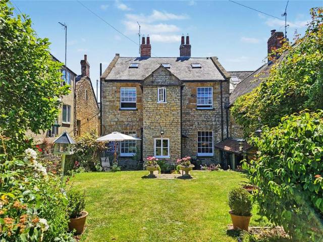 House for sale in Broadshard, Somerset