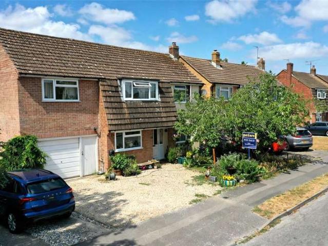 House for sale in Bucklebury, West Berkshire