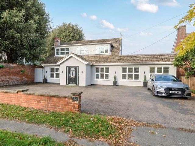 House for sale in Dale Hill, Essex