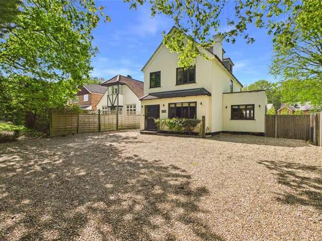 House for sale in Durnford Farm, Woking