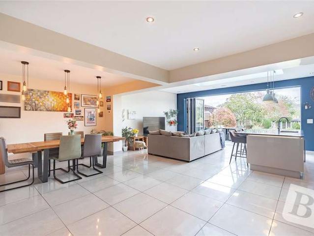 House for sale in Ongar, Epping