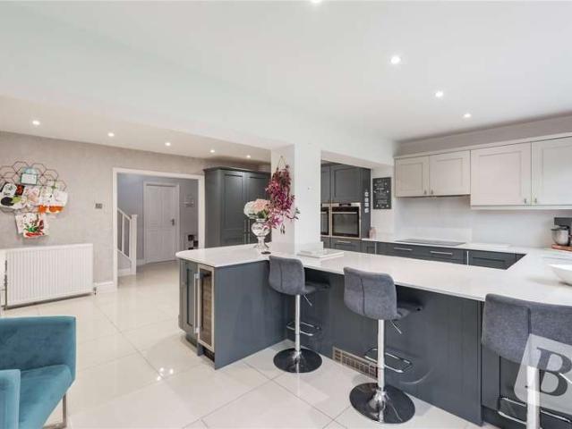 House for sale in Navestock Side, Essex