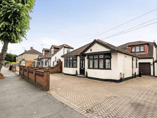 House for sale in Ardleigh Green, Greater London