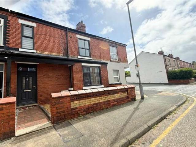 House for sale in Weston Point, Halton