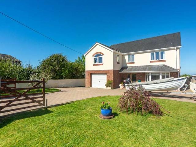 House for sale in Llanfaelog, Wales