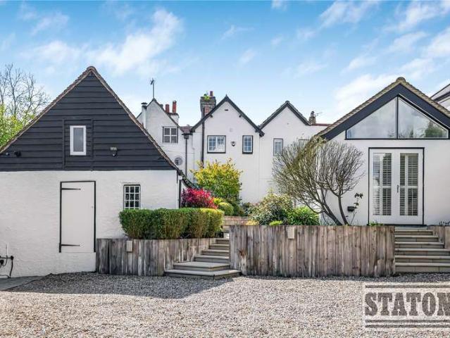 House for sale in Fretherne, Hertfordshire