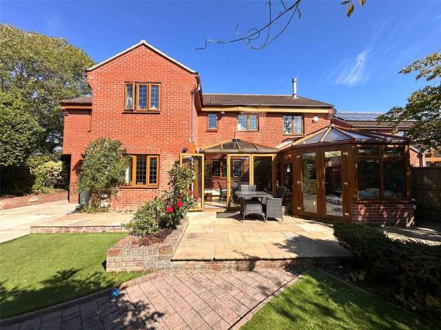 House for sale in Burnham-on-Sea and Highbridge, Burnham-on-Sea