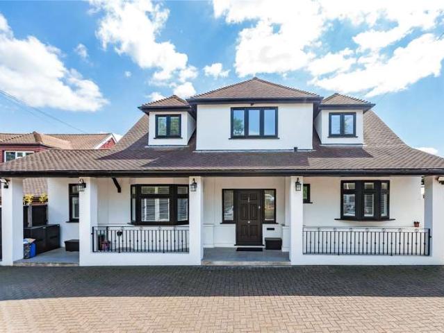 House for sale in Collier Row, Greater London