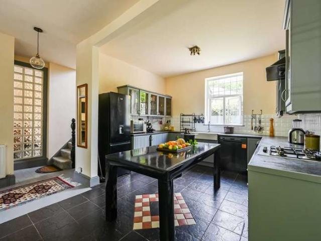 House for sale in Walthamstow, London Borough of Waltham Forest