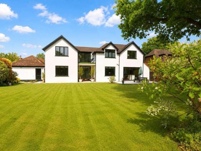 House for sale in Westborough, Surrey