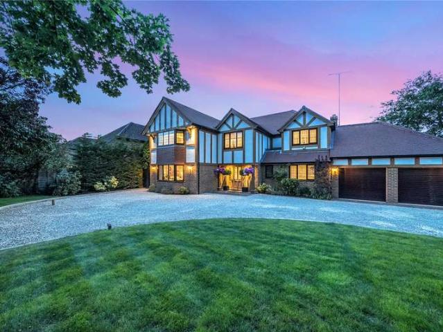 House for sale in Sheerwater, Woking