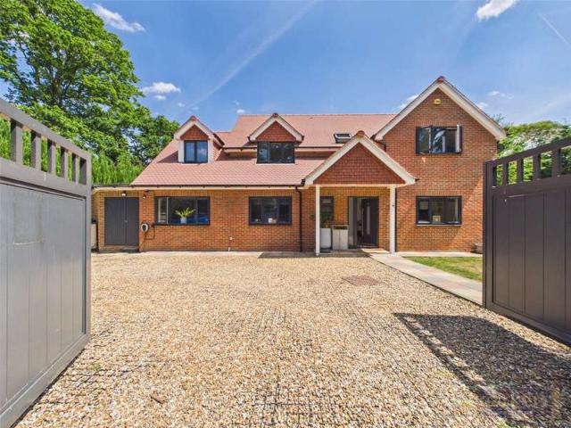 House for sale in Earley