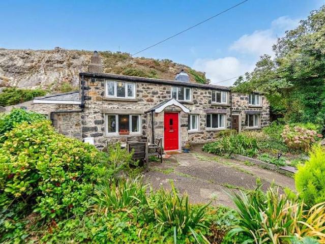 House for sale in Criccieth