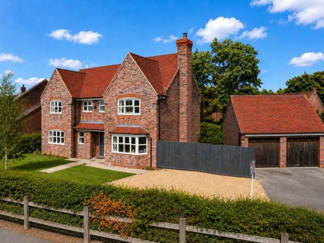 House for sale in Pamington, Gloucestershire