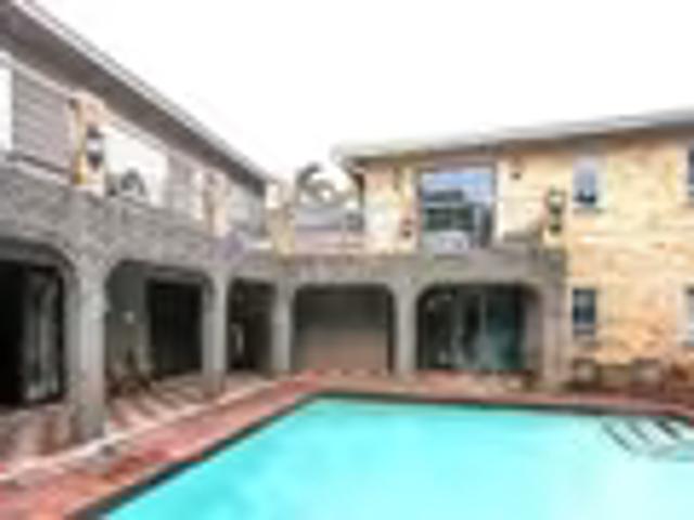 House for sale in Amanzimtoti, Kwazulu-natal