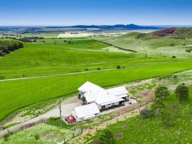 House for sale in Staughton Vale, Anakie
