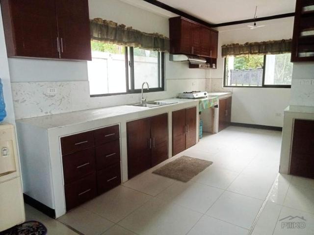 5 bedroom House and Lot for sale in Larena