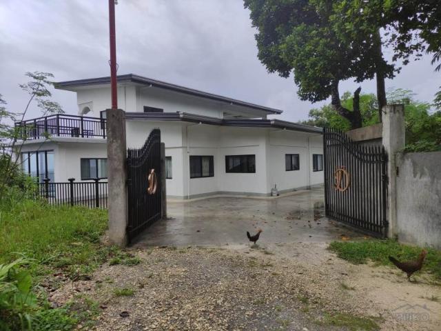 5 bedroom House and Lot for sale in Larena