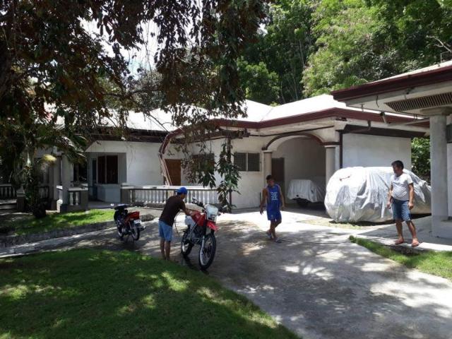 5 bedroom House and Lot for sale in Larena