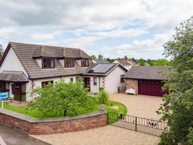House for sale in Angus