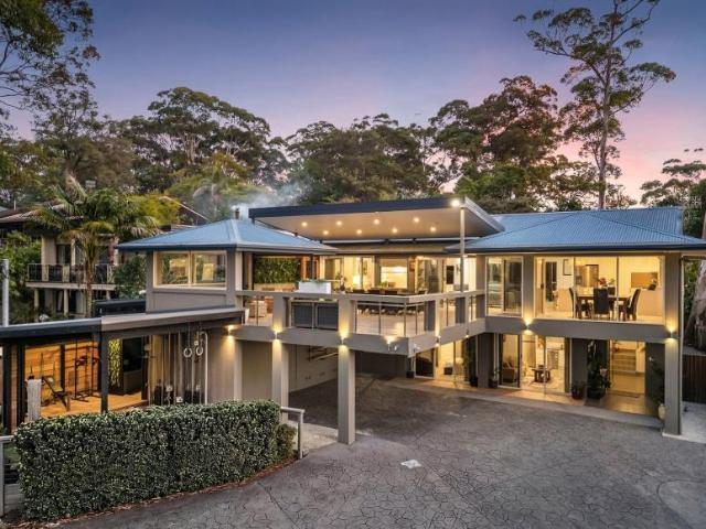 House for sale in Avoca Beach, Gosford