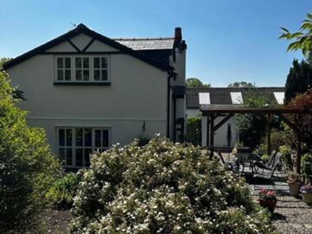 House for sale in Llandygai, Wales