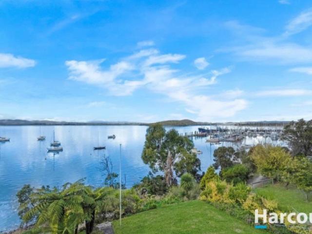 House for sale in Beauty Point, West Tamar