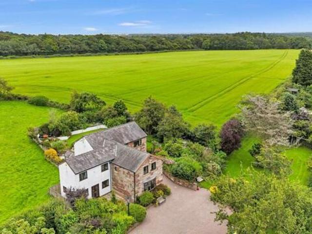 House for sale in Bebington, Storeton