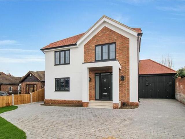 House for sale in South Benfleet, Essex