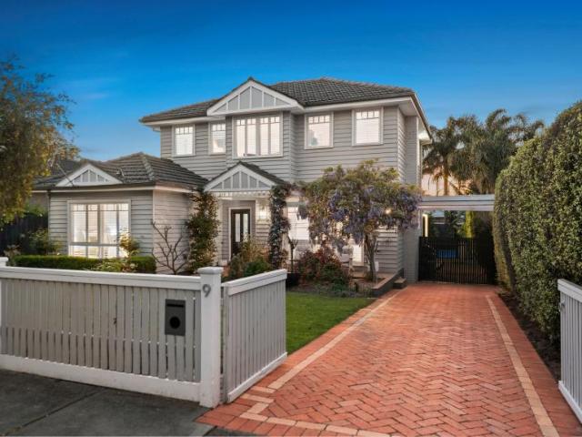 House for sale in Bentleigh East, Melbourne