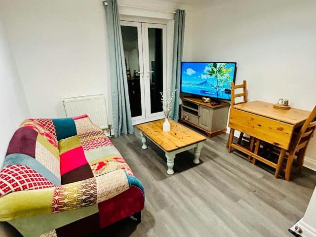 House for rent in Spike Island, Feckenham