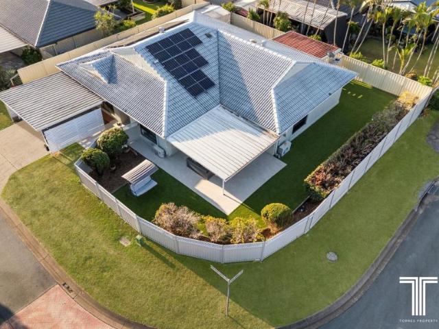 House for sale in Calamvale, Greater Brisbane