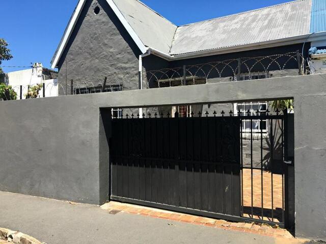 House for sale in Cape Town, Western Cape