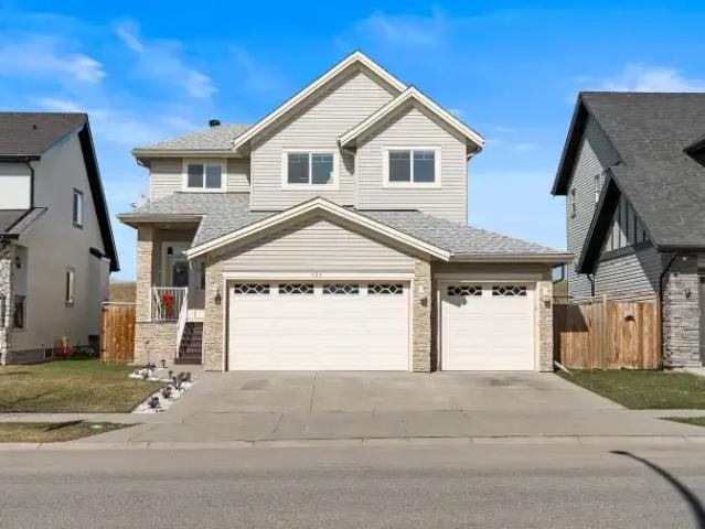 House for rent in Kinniburgh North, Chestermere