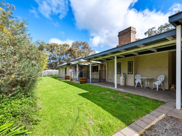 House for sale in Clare, Clare and Gilbert Valleys Council