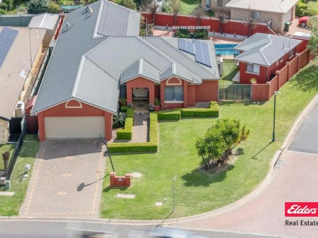 House for sale in Delroy Gardens, Dubbo
