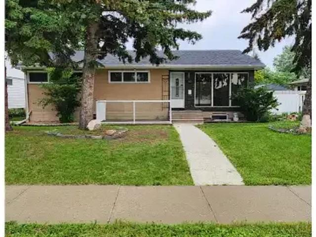 House for rent in Wedgewood, Alberta