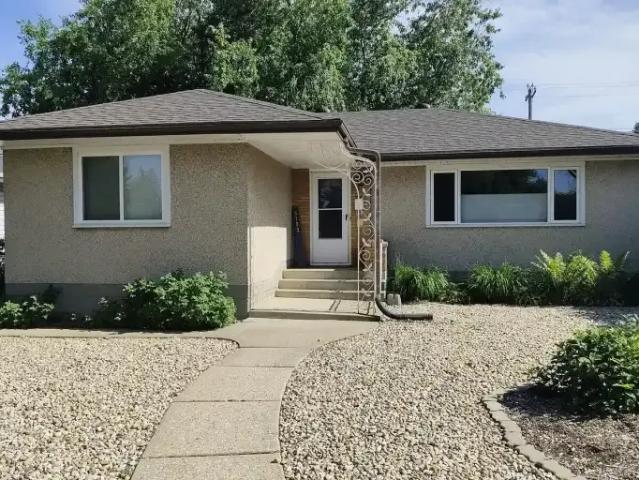 House for rent in Wedgewood, Alberta
