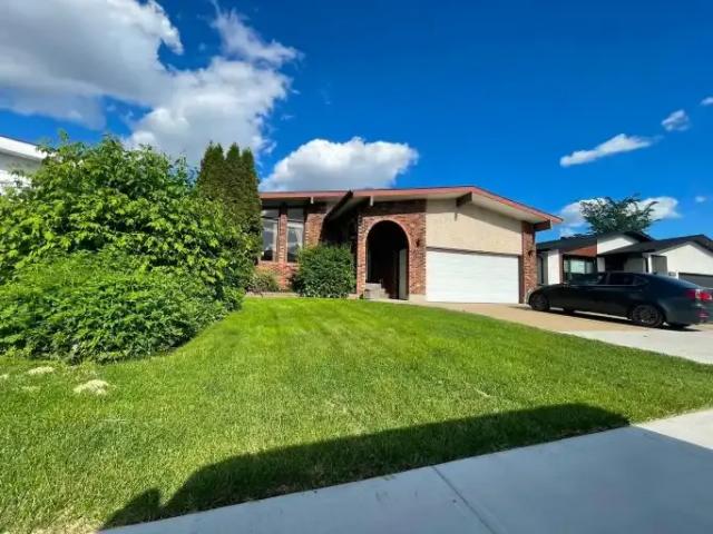 House for rent in Wedgewood, Alberta