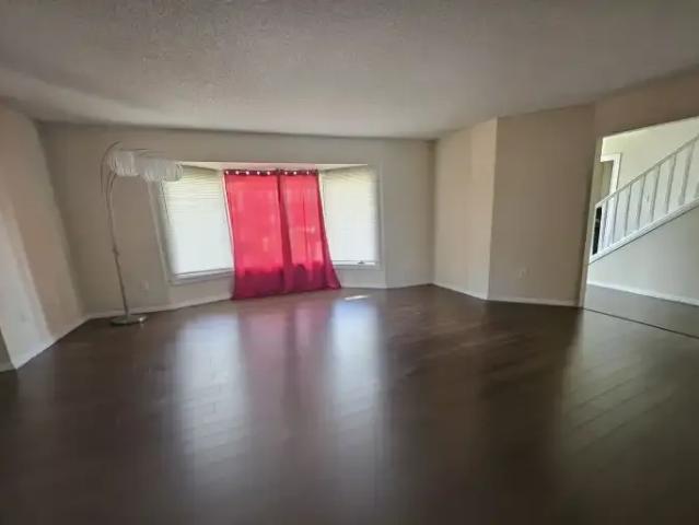 House for rent in Wedgewood, Alberta