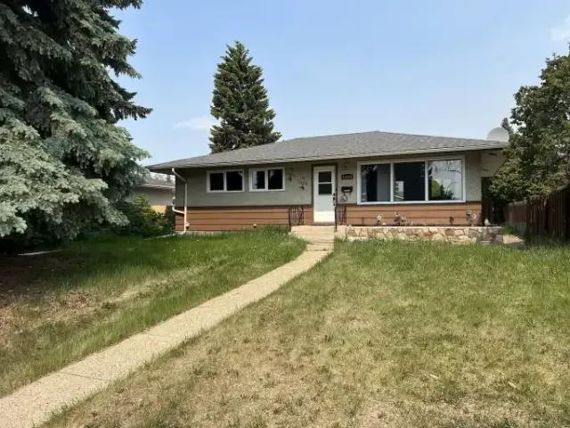 House for rent in Wedgewood, Alberta