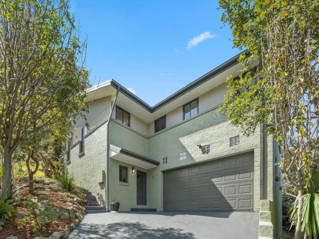 House for sale in Farmborough Heights, Wollongong City Council