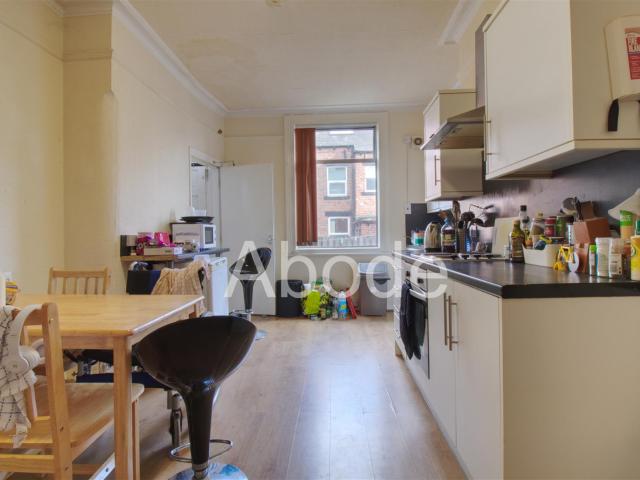 House for rent in Headingley Hill, Leeds