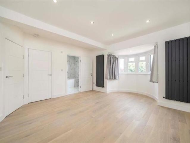 House for rent in Lee, Greater London